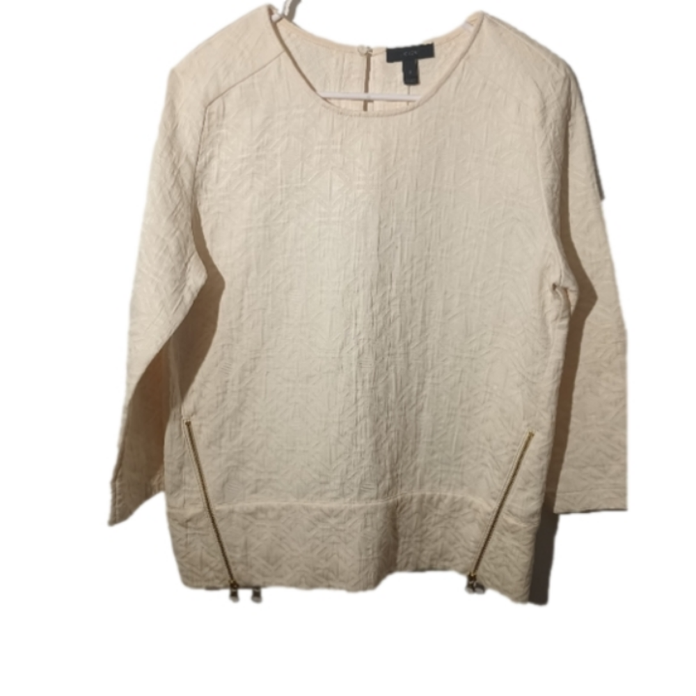 J. Crew Ivory Matelasse 3/4 Sleeve Round Neck Top with Zipper Accents Size 2‎